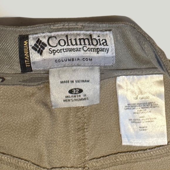 Men's NEW Columbia Shorts - Picture 5 of 7